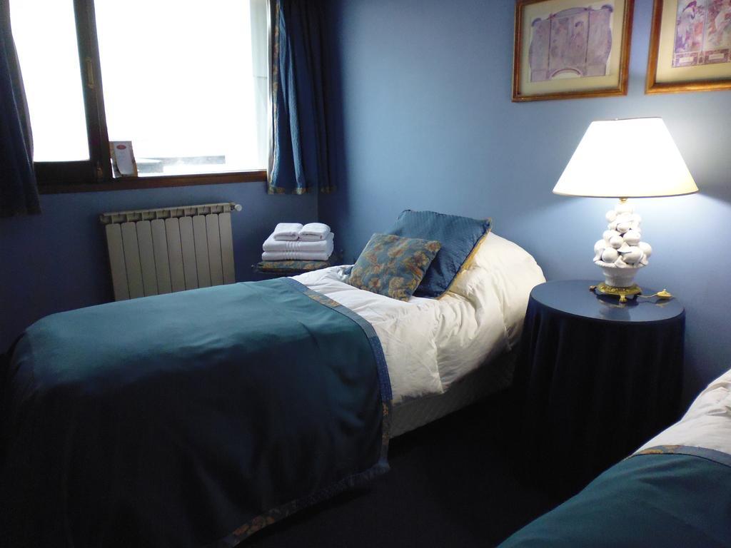 Hosteria Residencia Linares Ushuaia Cameră foto